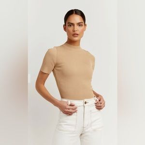 Dissh Ribbed Short Sleeve Knit Top